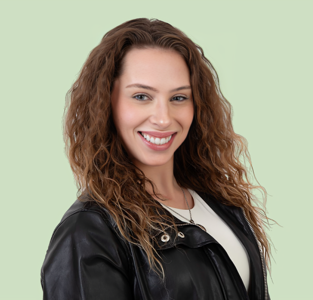 Christina Calderon, Registered Psychotherapist (Qualifying)
